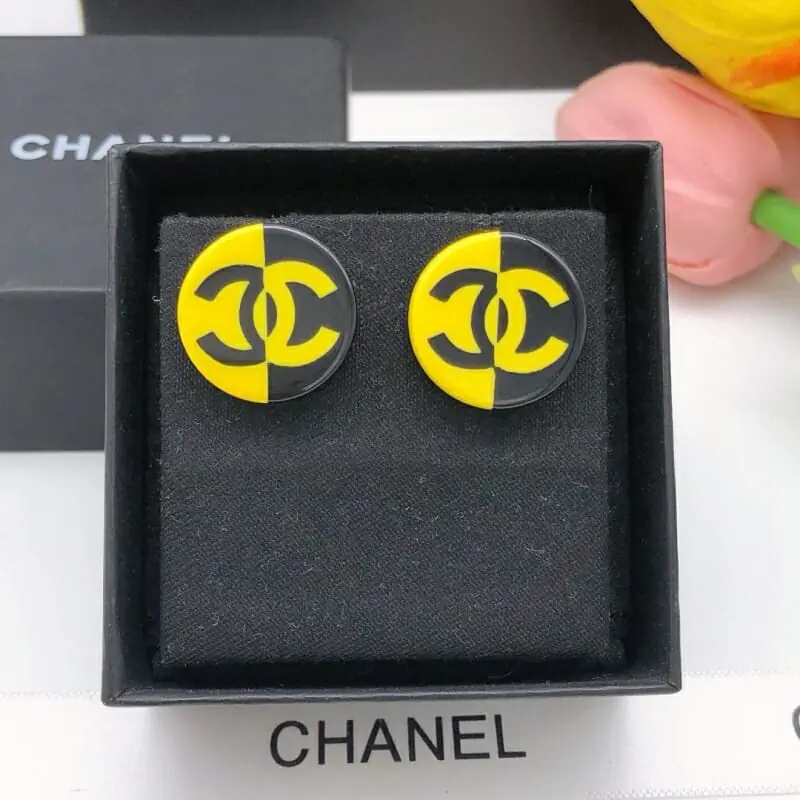 chanel boucles doreilles pour femme s_123b566